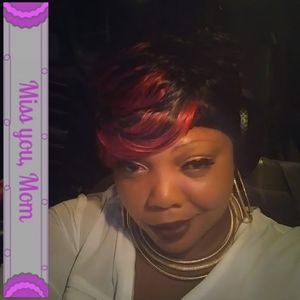 Meet your Posher, Niakeia